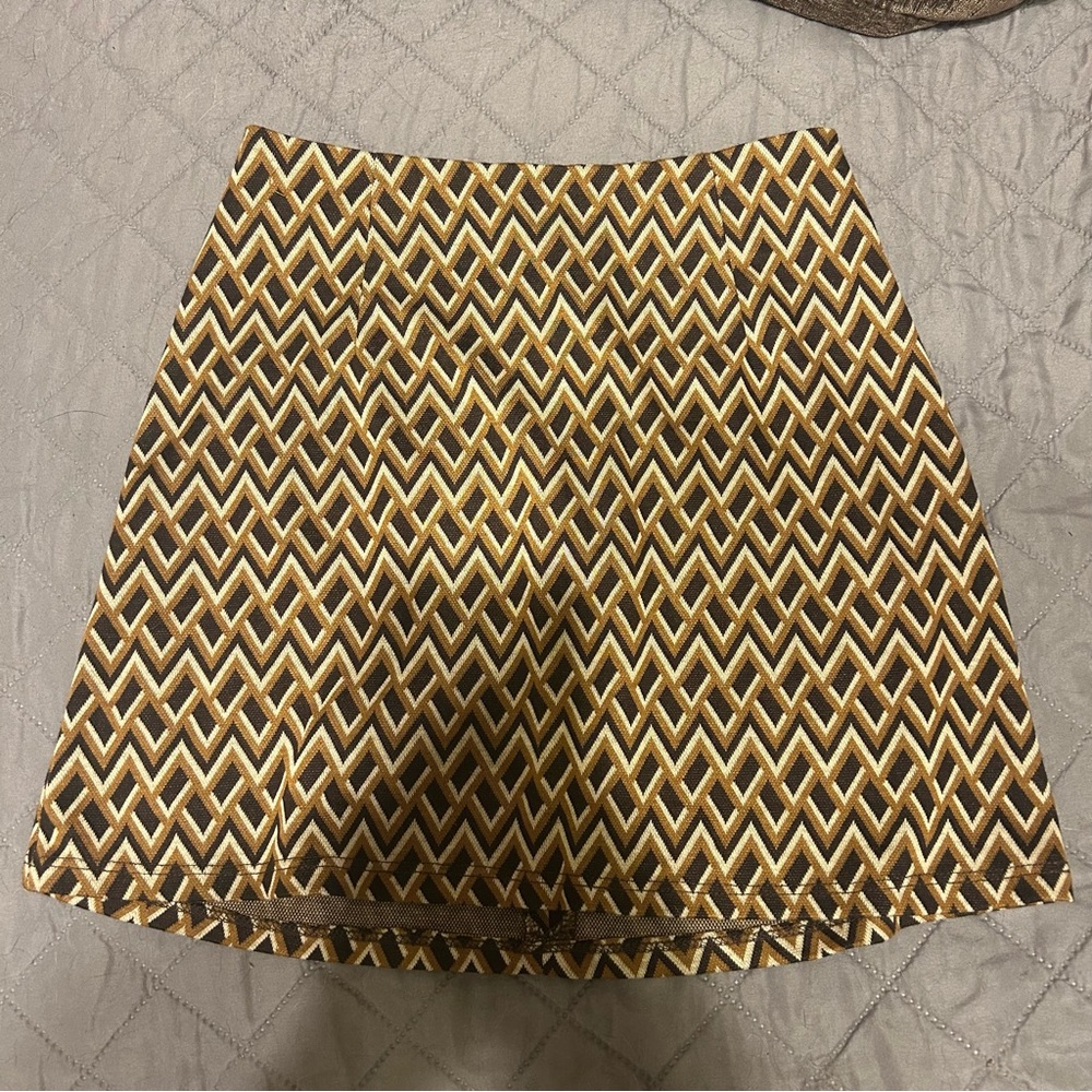 Geometric Patterned Brown Skirt